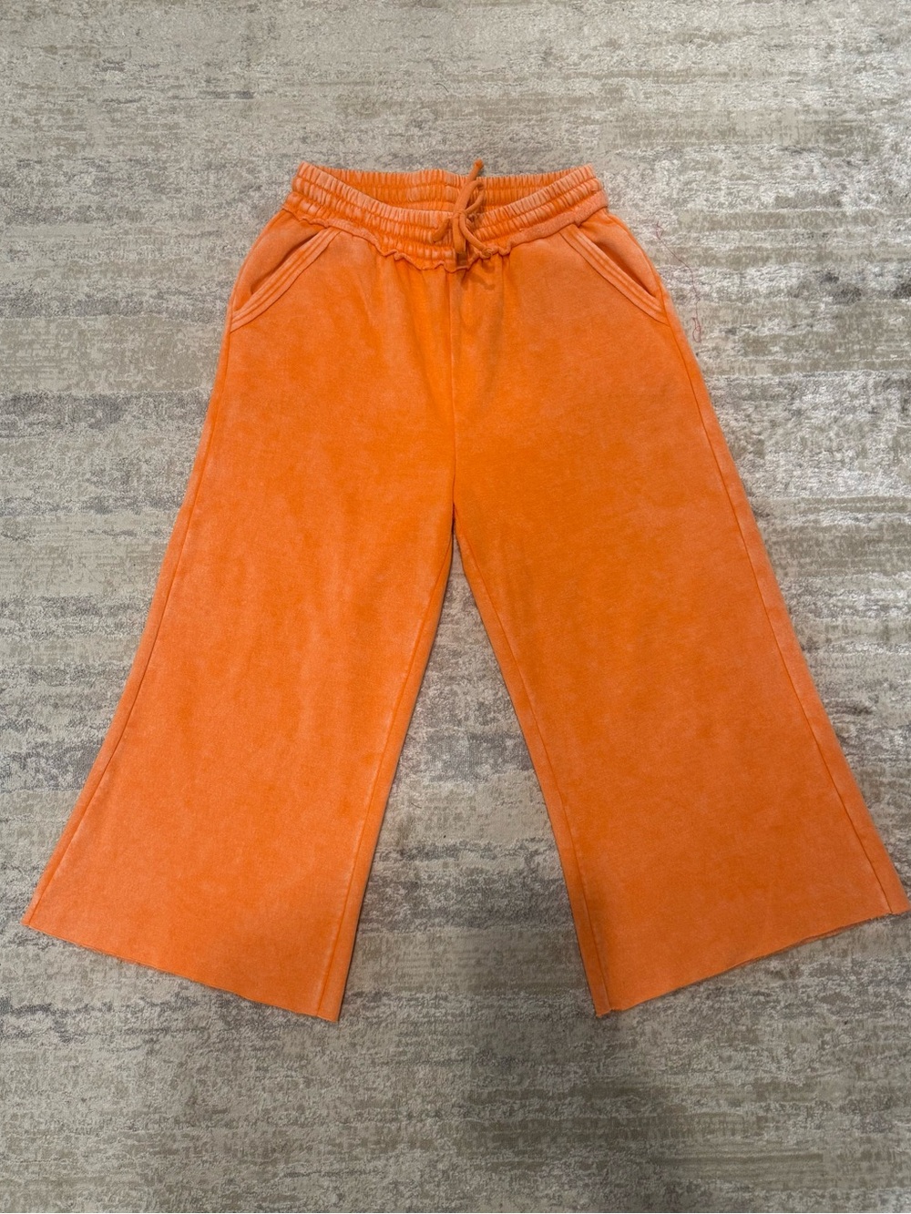 Zenana Outfitters Orange Cropped Wide-Leg Sweatpants